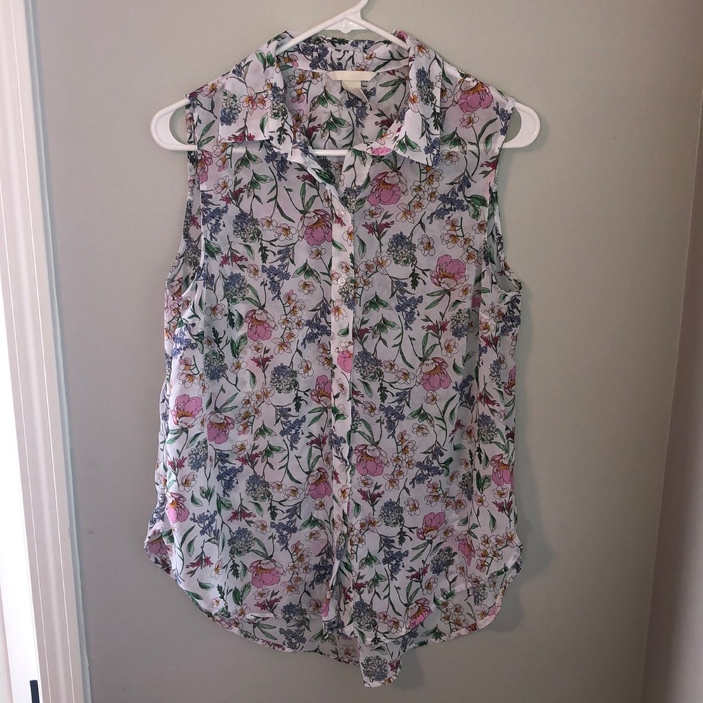 Floral sheer sleeveless blouse